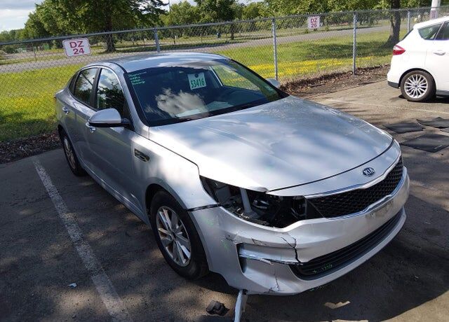 2017 KIA Optima