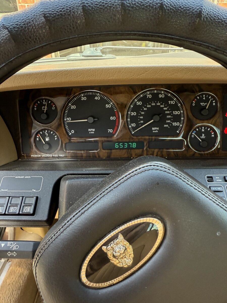 Jaguar Vanden Plas