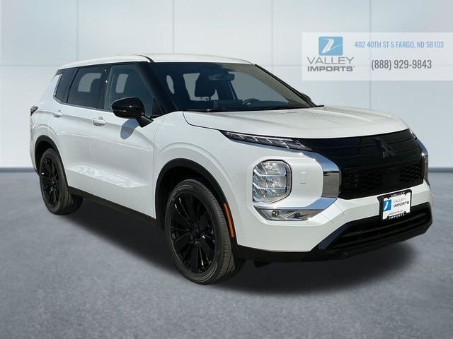 2026 MITSUBISHI Outlander