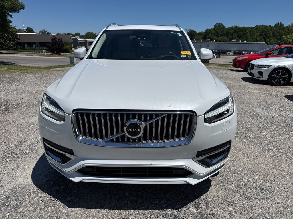 2023 VOLVO XC90