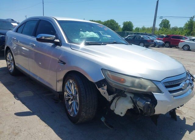 2011 FORD Taurus