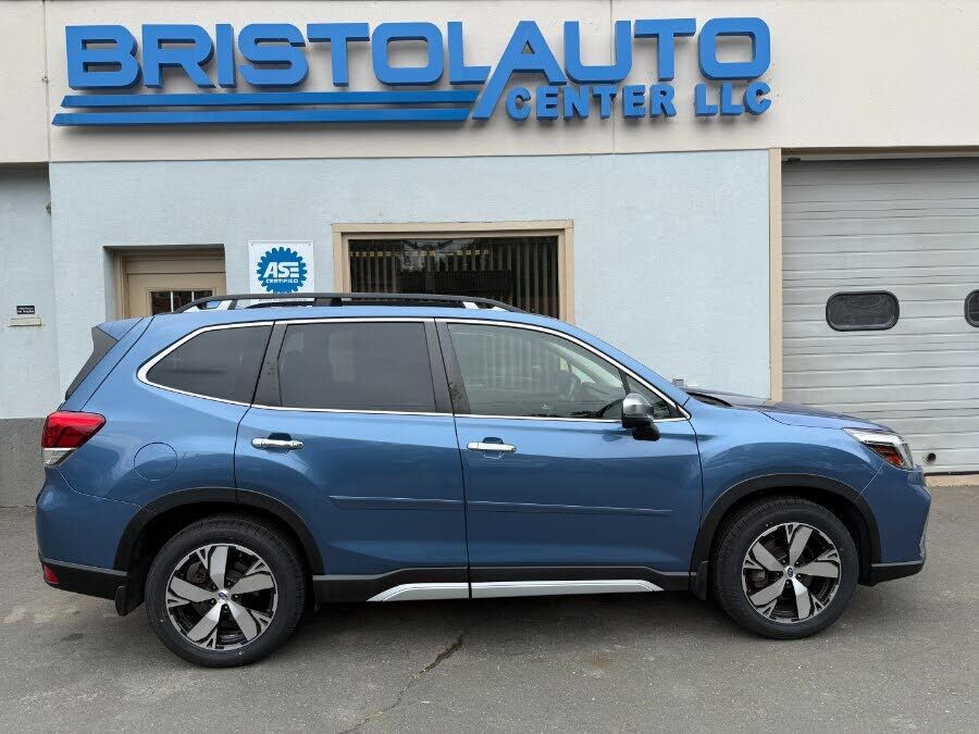 2019 SUBARU Forester