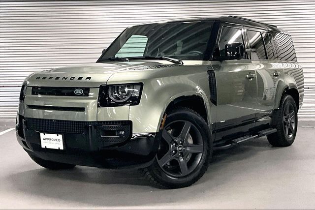 2025 LAND ROVER Defender