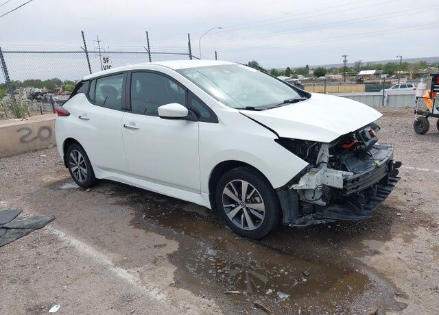 2022 NISSAN Leaf