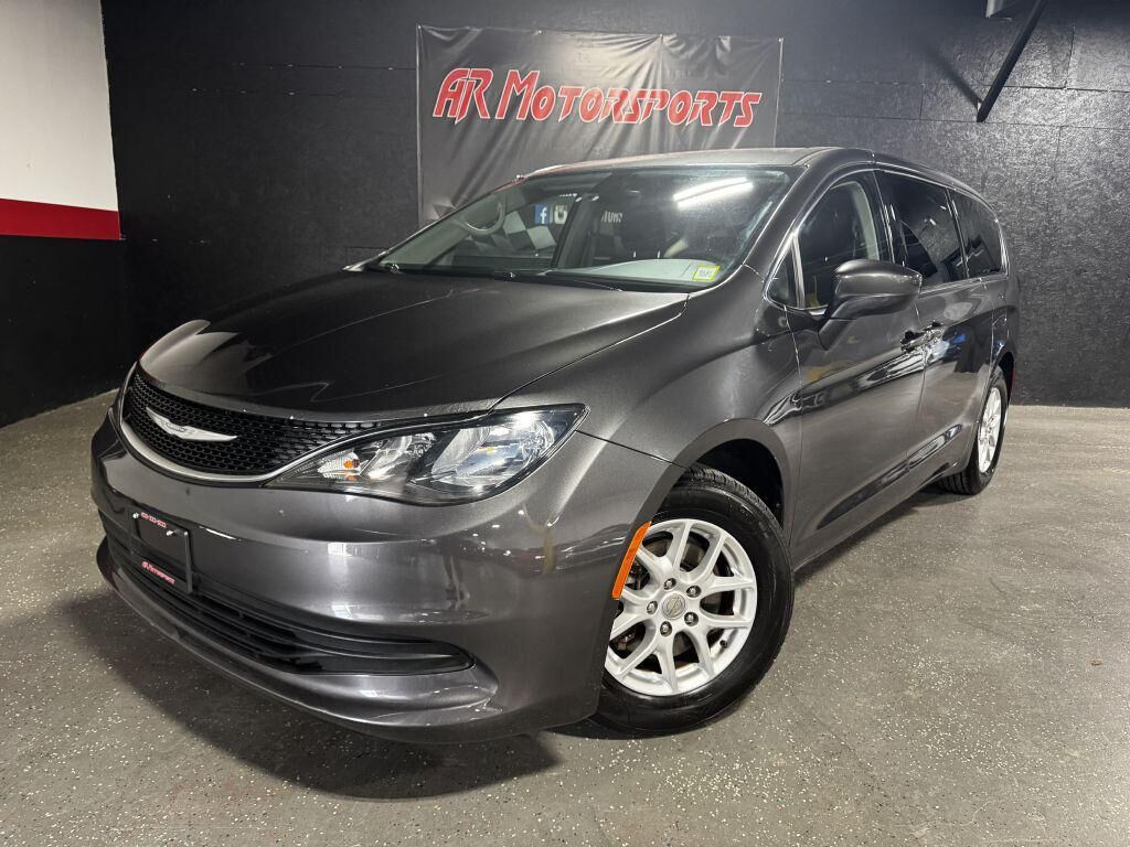 2017 CHRYSLER Pacifica