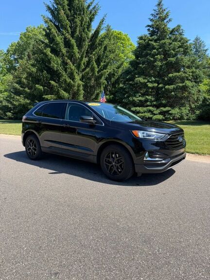 2022 FORD Edge