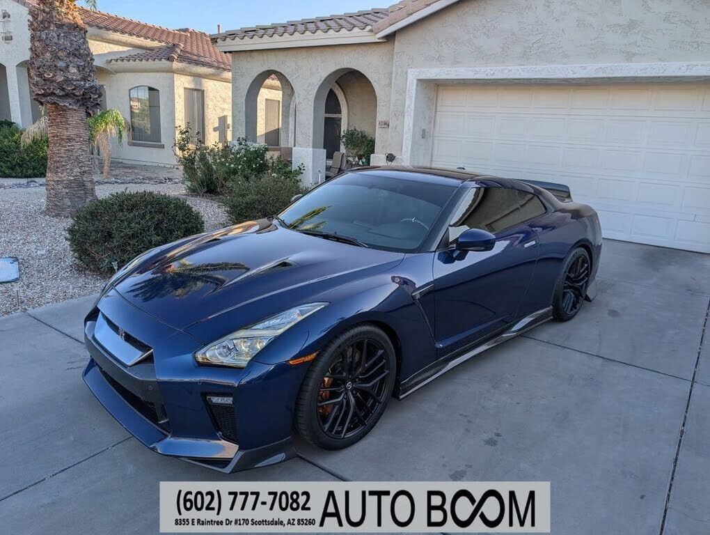 Nissan GT-R