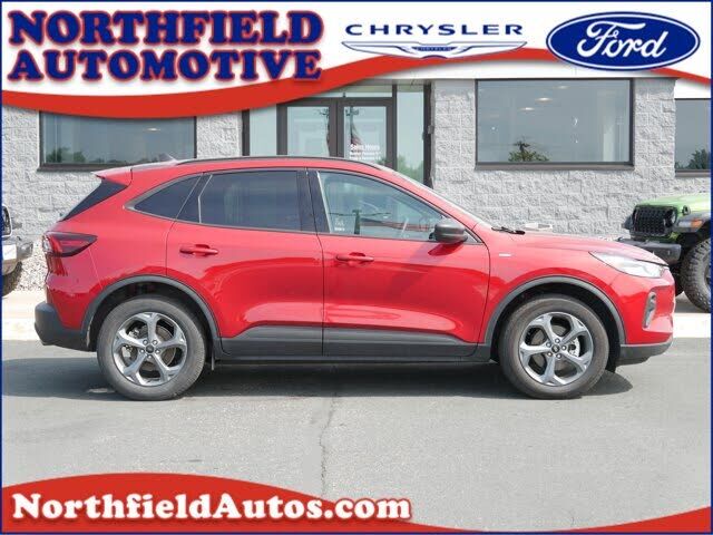 2025 FORD Escape