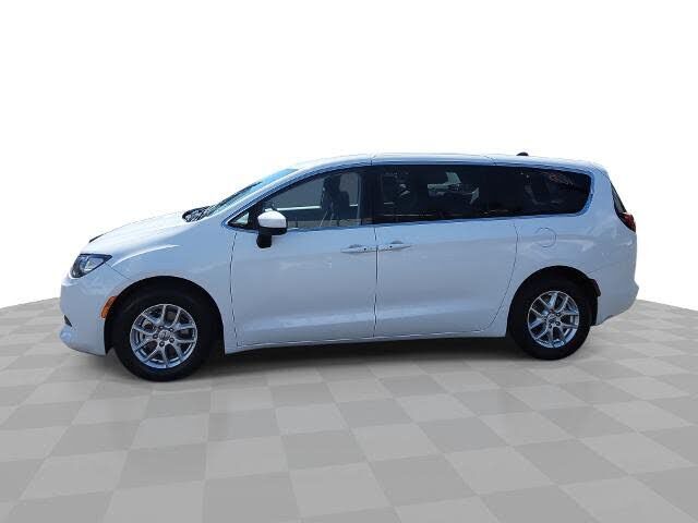2022 CHRYSLER Pacifica