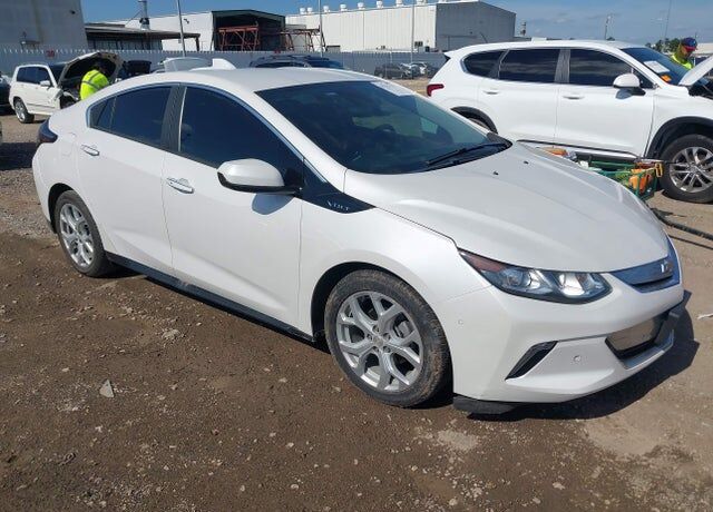 2018 CHEVROLET Volt