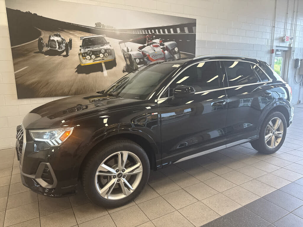 2023 AUDI Q3