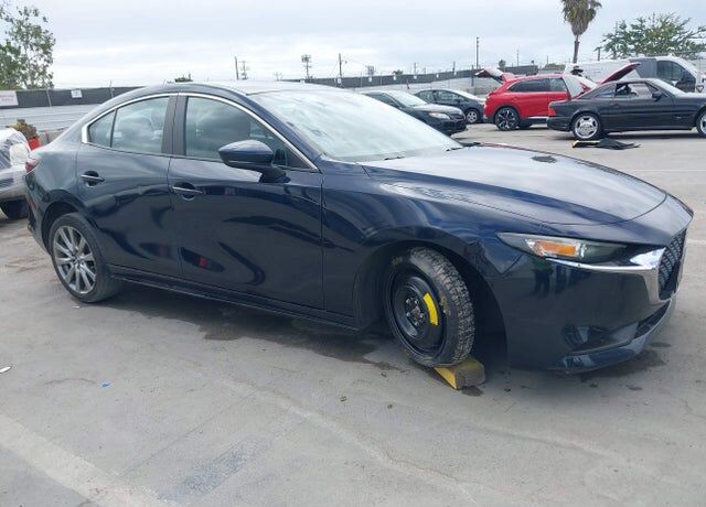 2021 MAZDA Mazda3