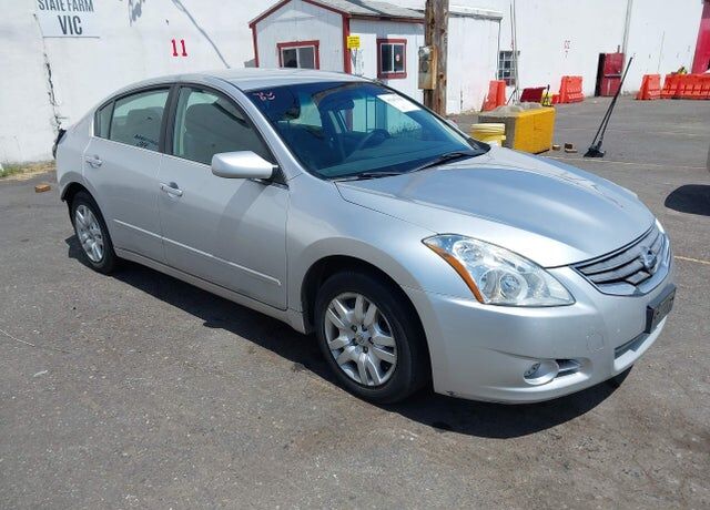 2012 NISSAN Altima