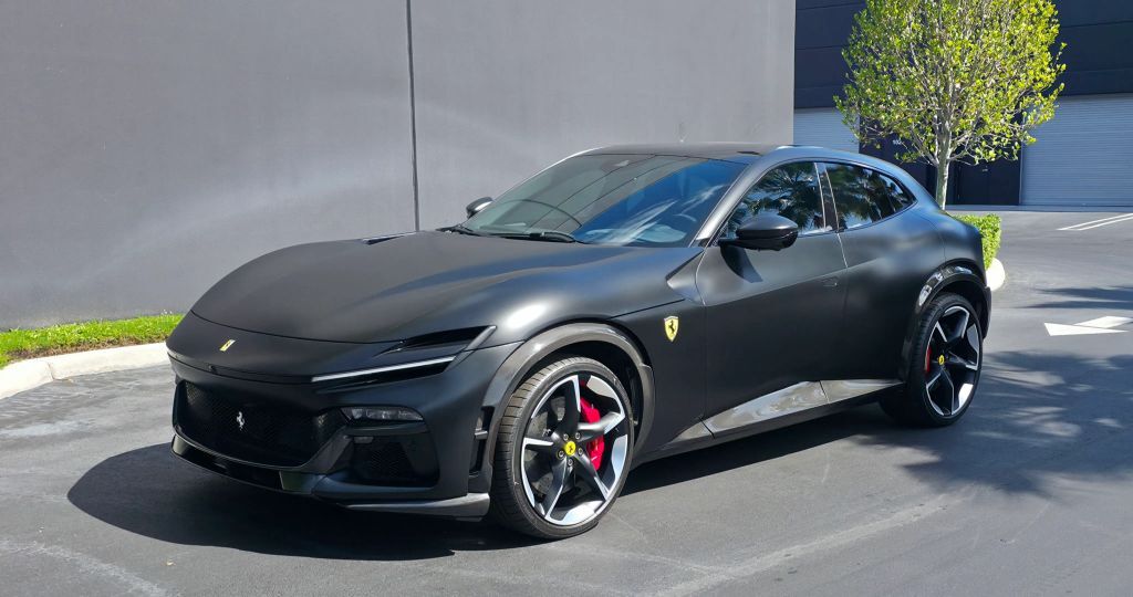 2023 FERRARI Purosangue