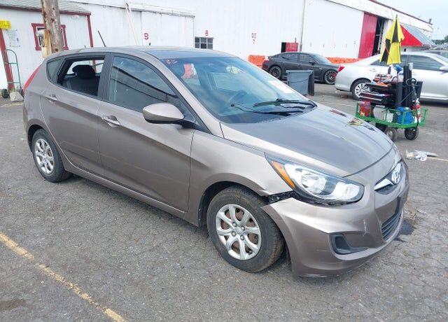 2014 HYUNDAI Accent