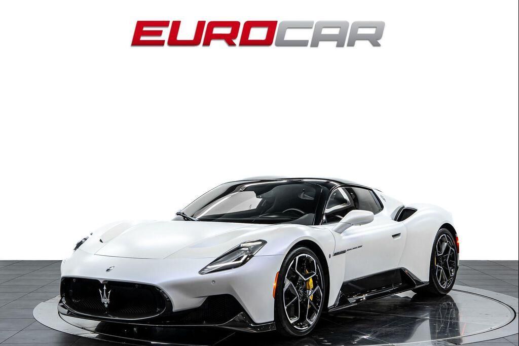 2022 MASERATI MC20