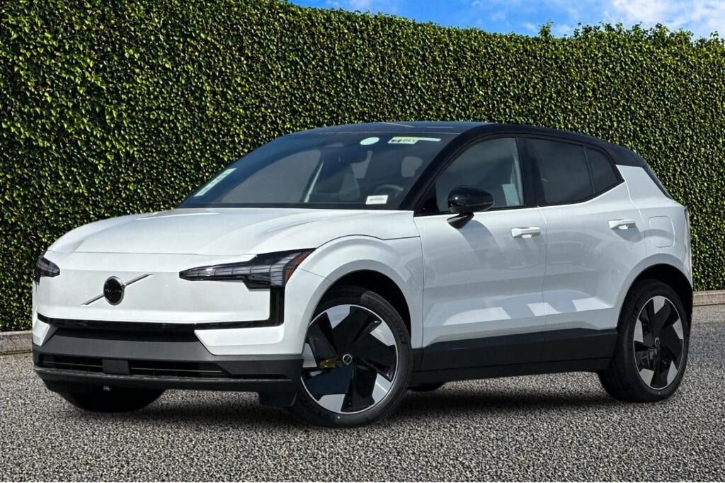 2026 VOLVO EX30