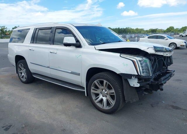 2016 CADILLAC Escalade