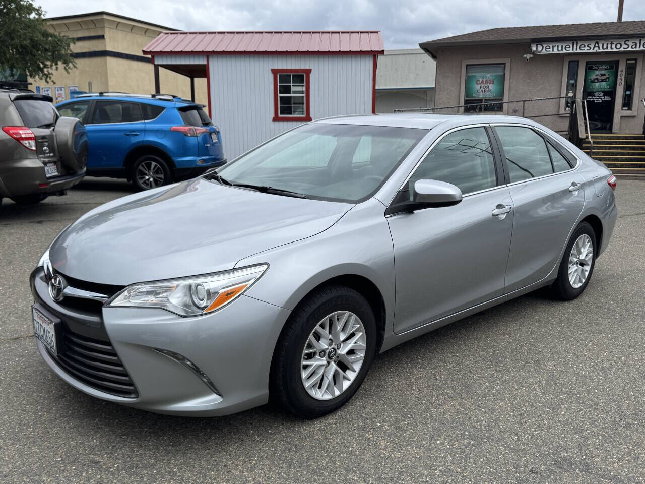 2016 TOYOTA Camry