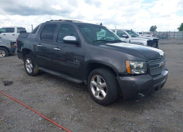 2011 CHEVROLET Avalanche