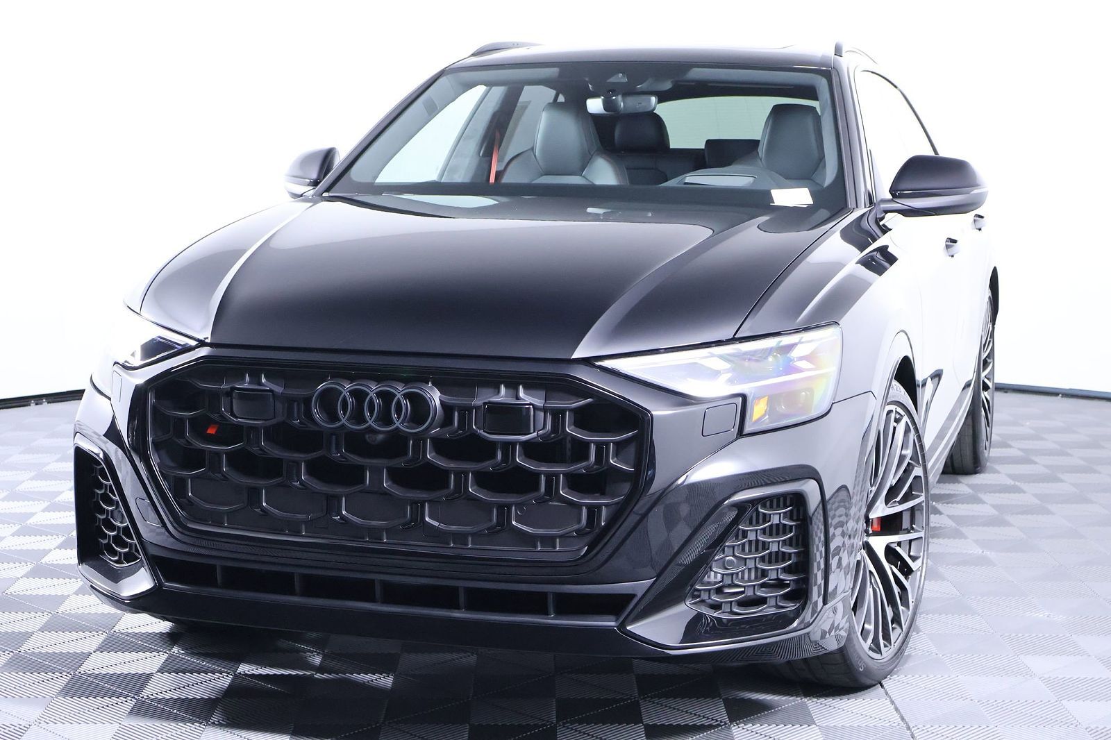 2026 AUDI SQ8