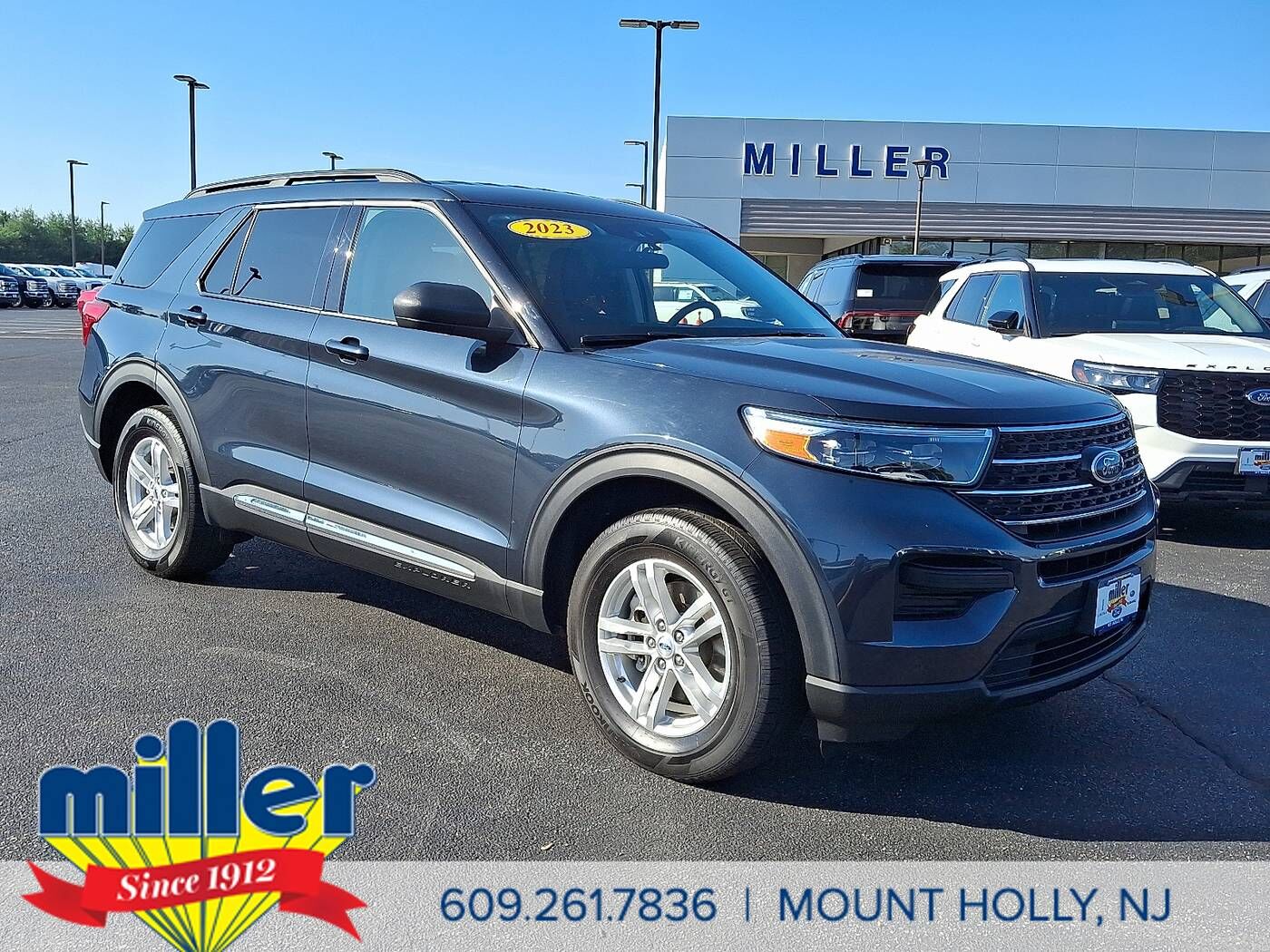 2023 FORD Explorer