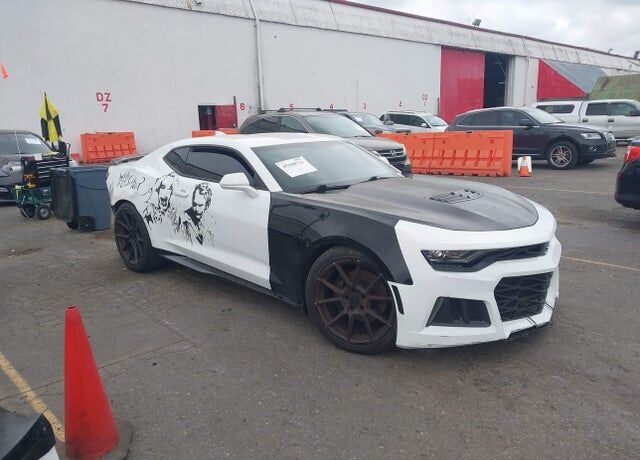 2020 CHEVROLET Camaro