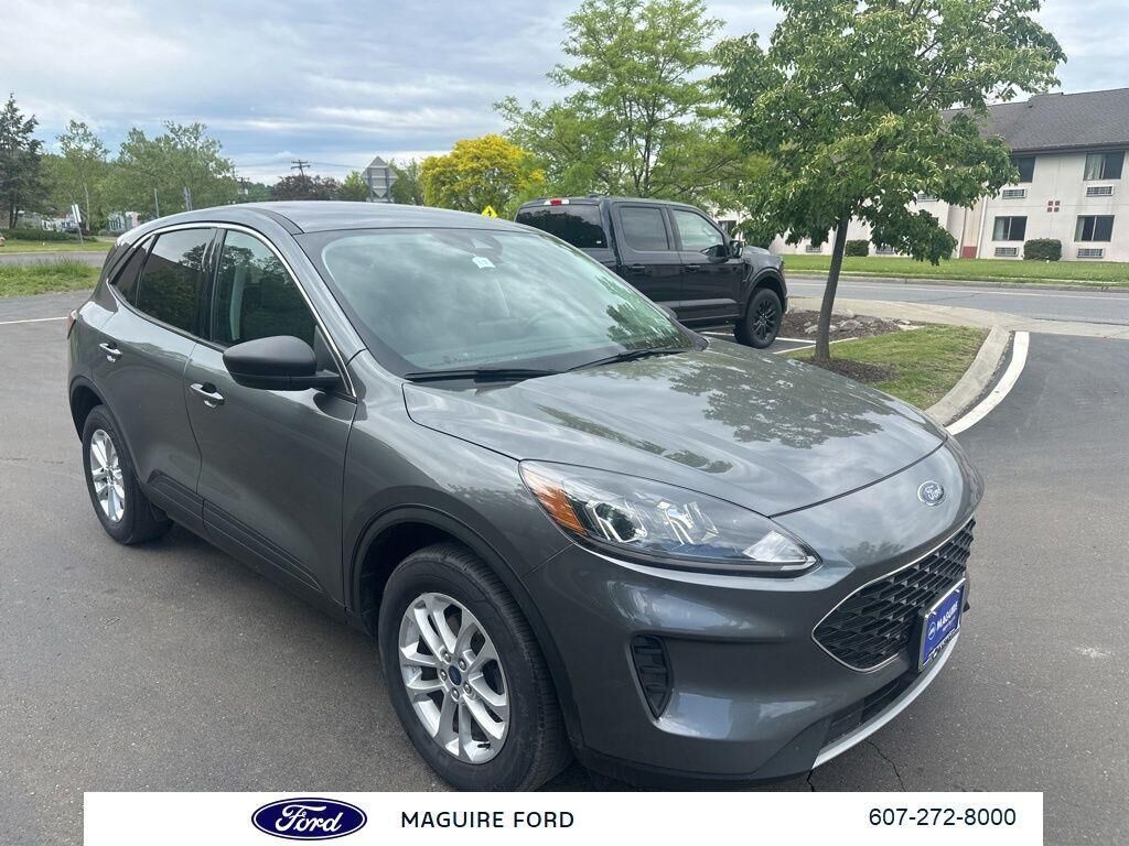 2022 FORD Escape