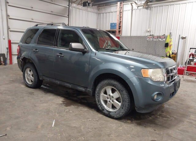 2011 FORD Escape