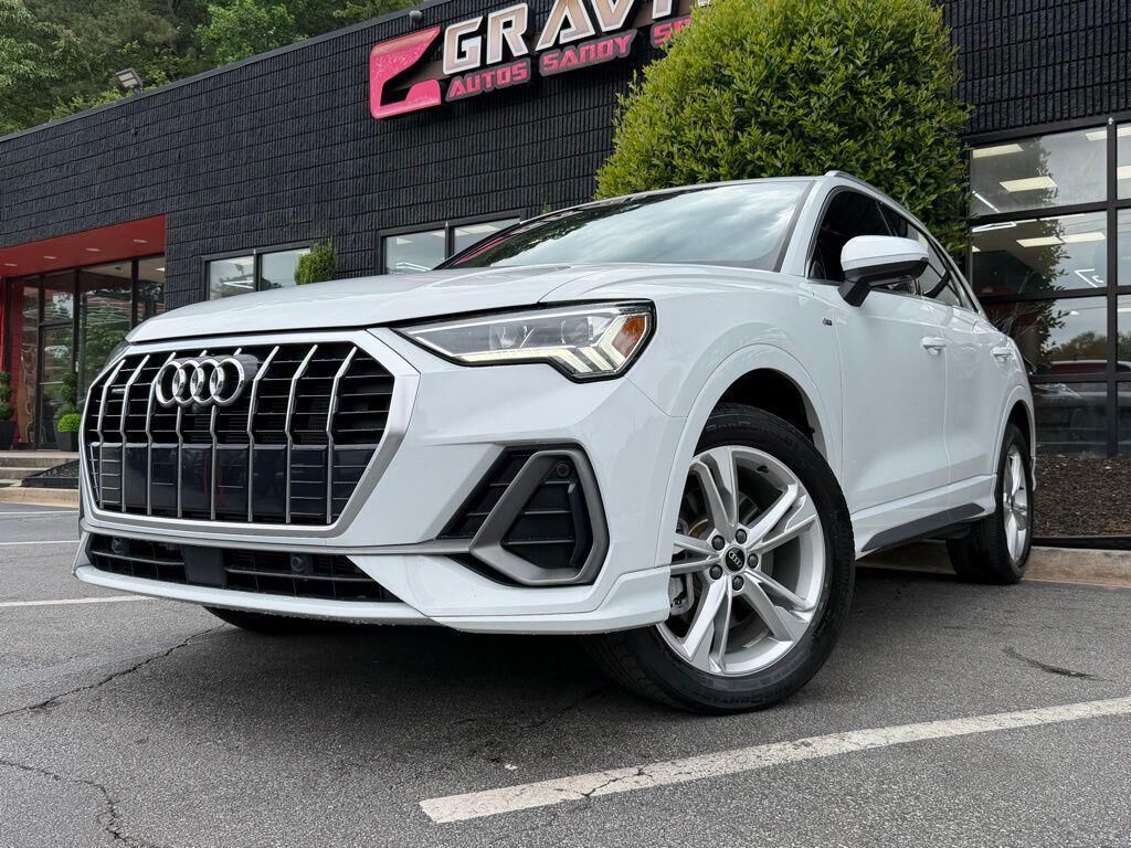 2022 Audi Q3