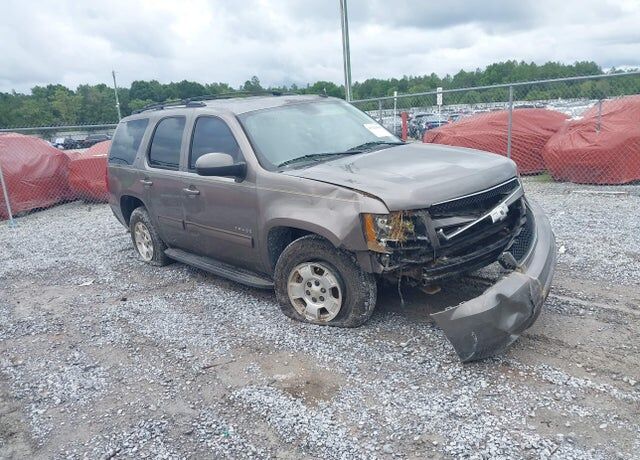 2013 CHEVROLET Tahoe