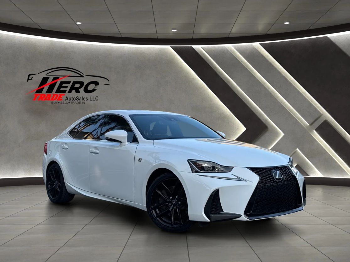 2017 LEXUS IS