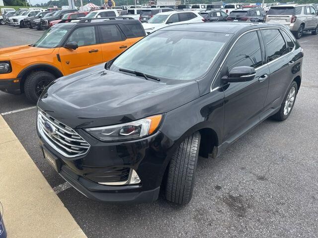 2022 FORD Edge