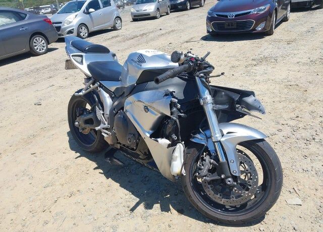 2007 HONDA CB