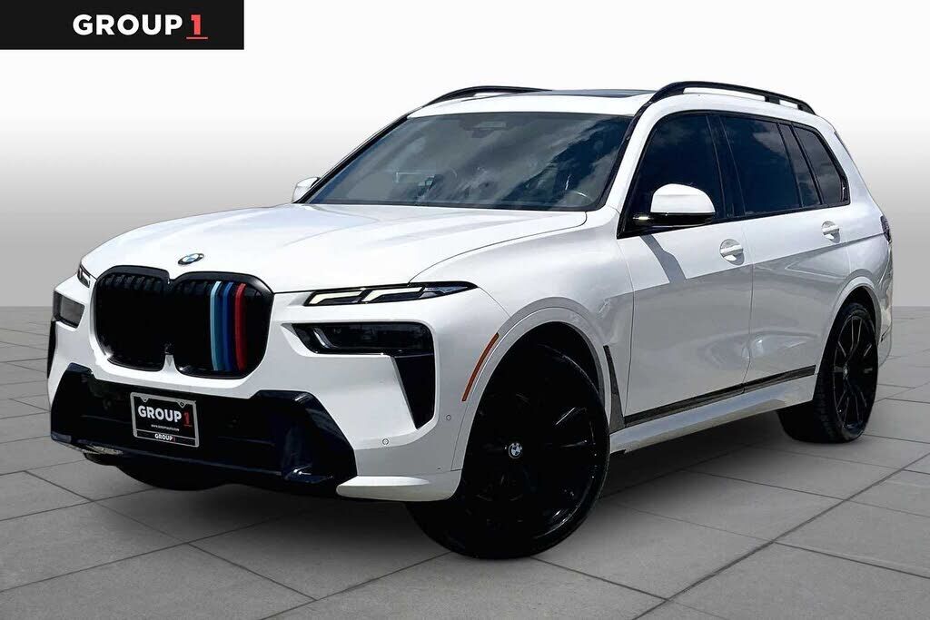 2023 BMW X7