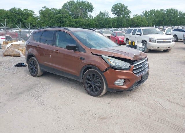 2017 FORD Escape