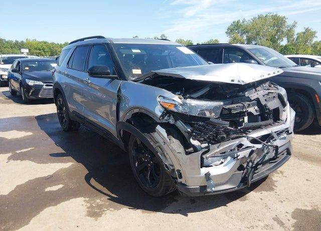 2024 FORD Explorer