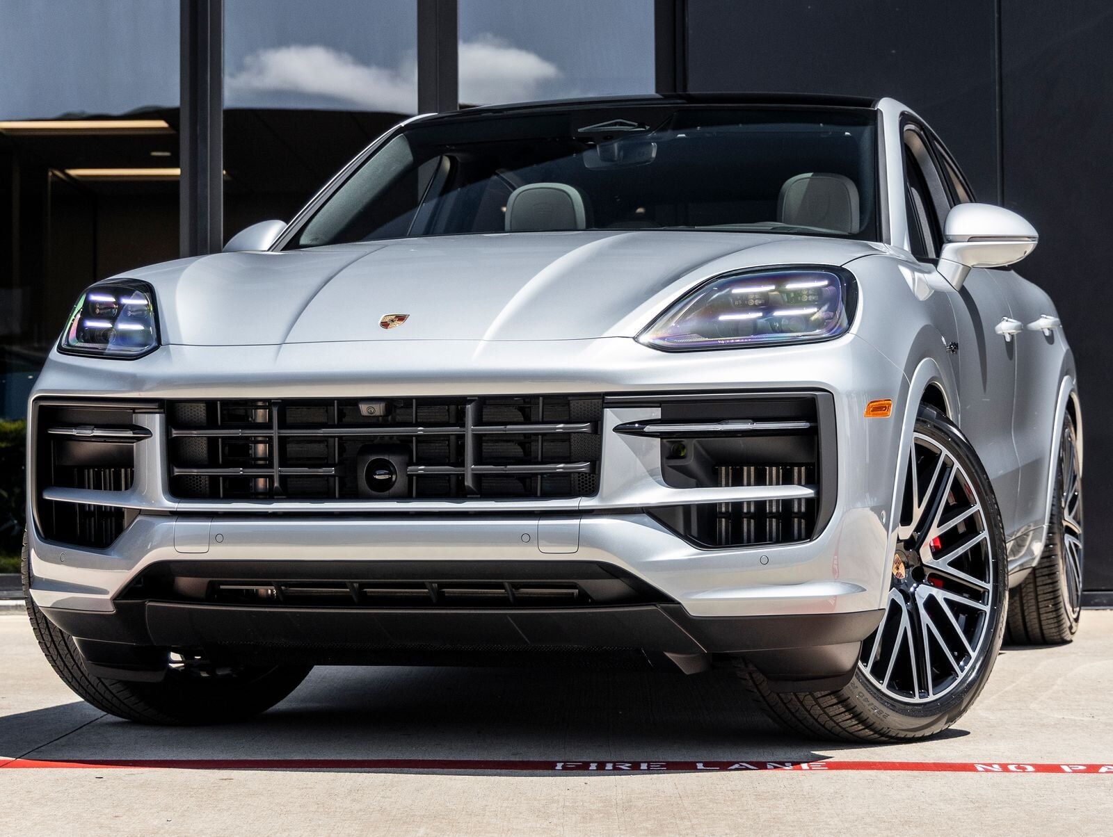 2026 PORSCHE Cayenne