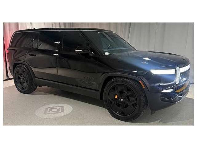 2024 RIVIAN R1S