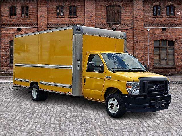 2021 FORD E-350