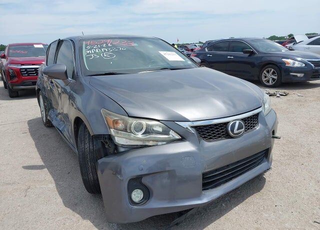 2013 LEXUS CT