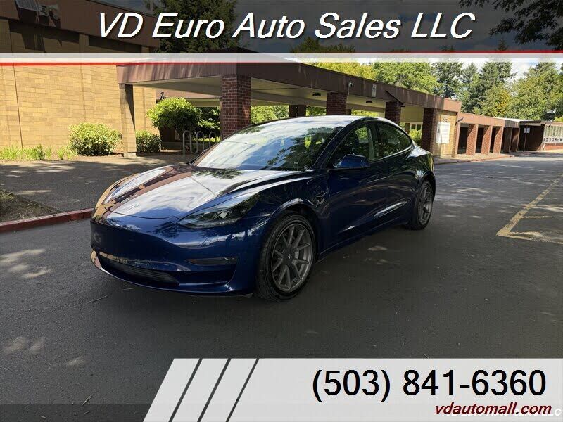 2021 TESLA Model 3