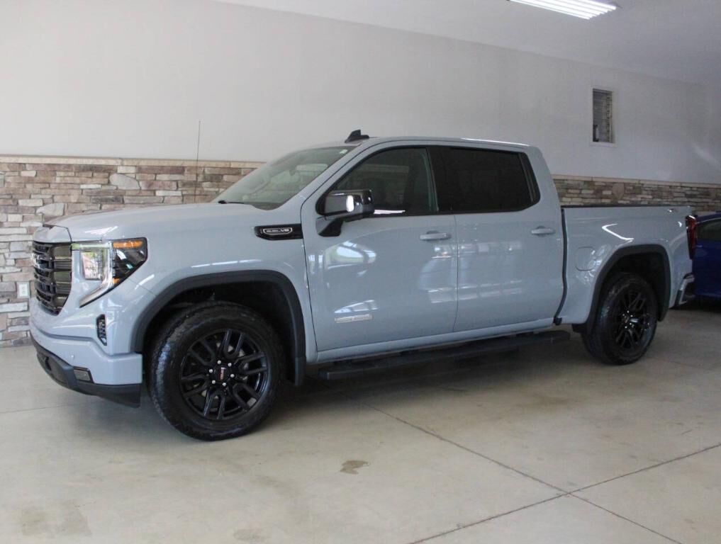 2024 GMC Sierra