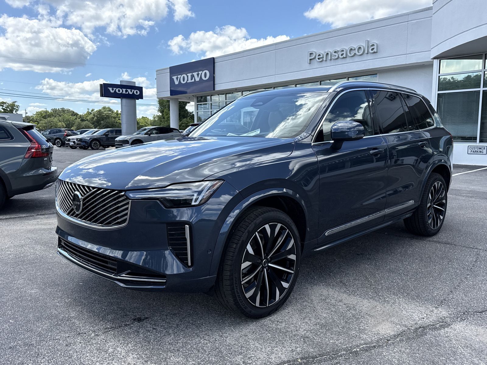 2026 VOLVO XC90