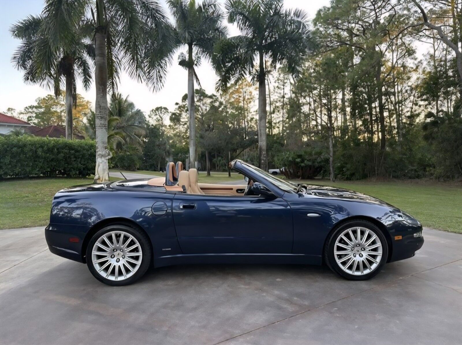Maserati Spyder