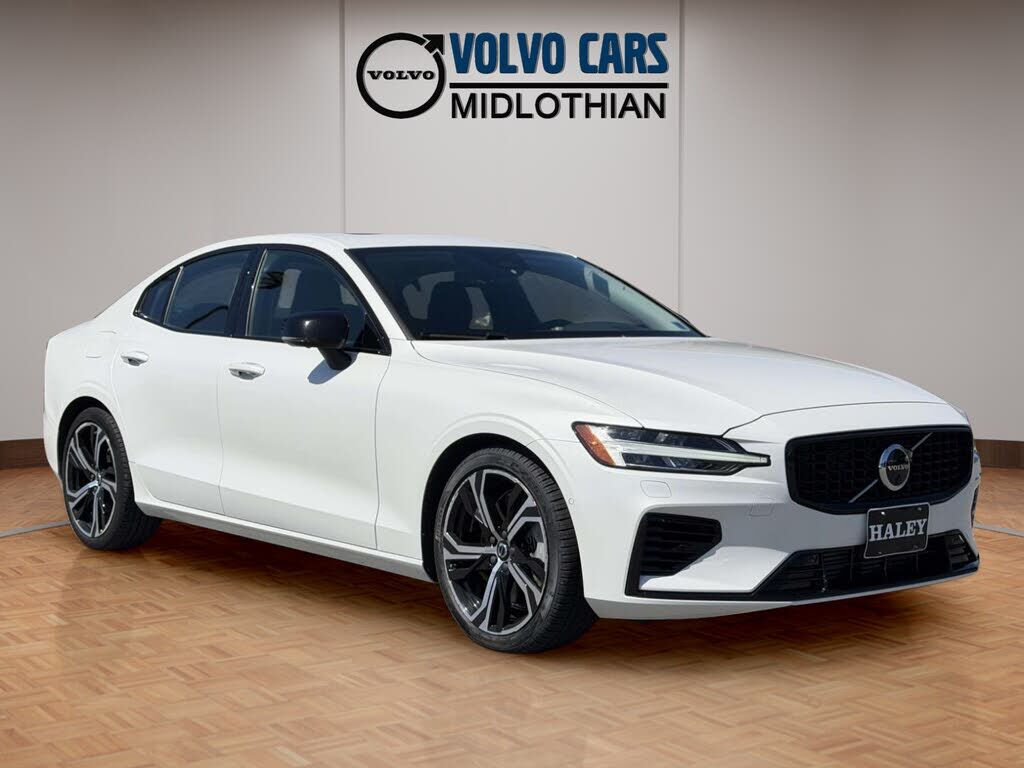 2023 VOLVO S60
