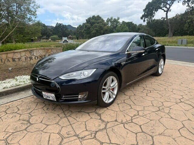 2014 TESLA Model S