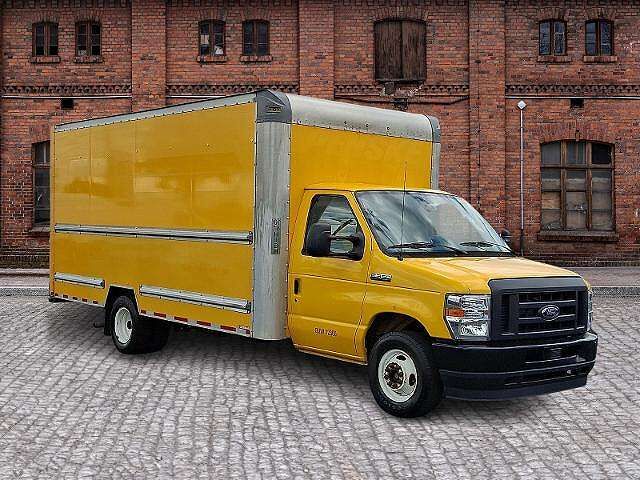 2021 FORD E-350