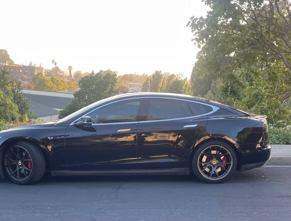 2013 TESLA Model S