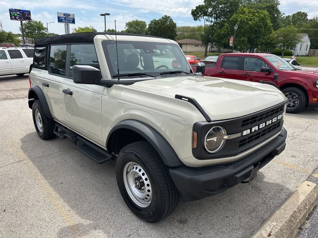 2025 FORD Bronco